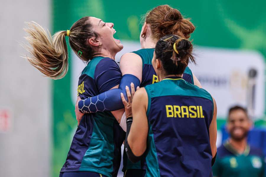 Brasil chega com boas possibilidades de buscar o ouro no vôlei feminino