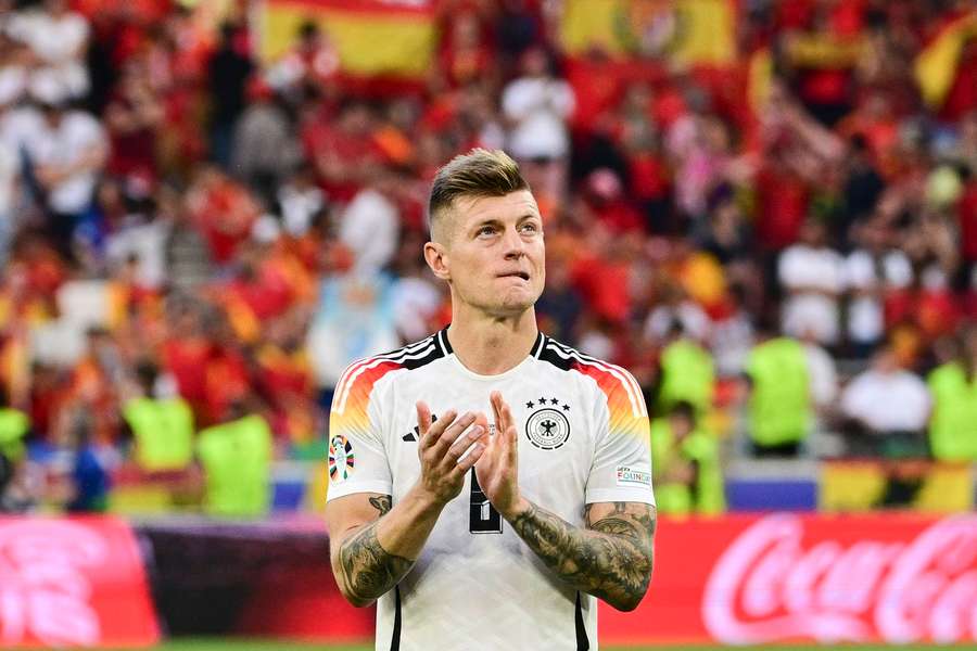 Kroos bestritt sein letztes Länderspiel gegen Spanien Kroos bestritt sein letztes Länderspiel gegen Spanien