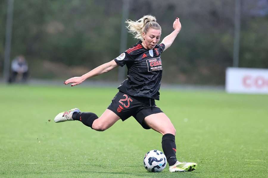 Chandra Davidson ao serviço do Benfica