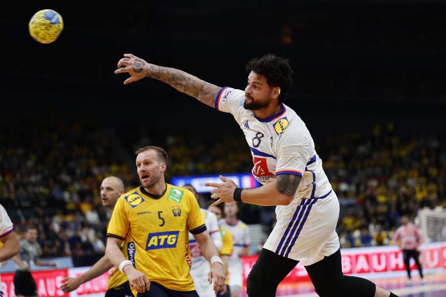 Elohim Prandi frente à Suécia em maio de 2025.