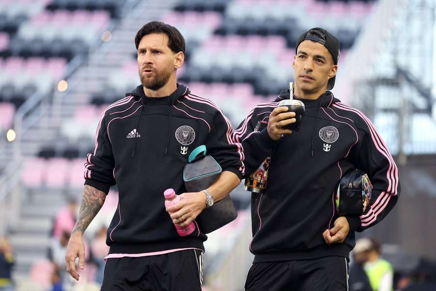 Messi e Suárez terão time de futebol no Uruguai