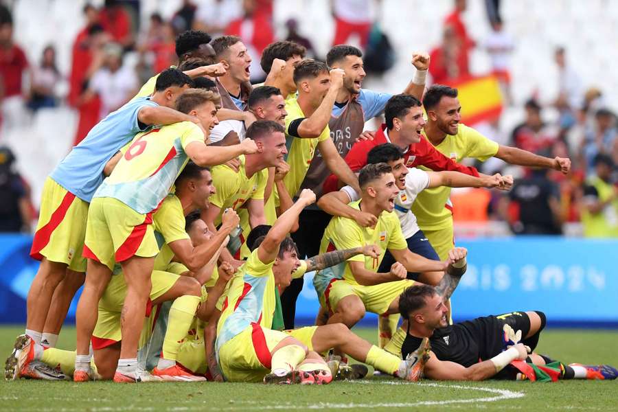 Espanha a um passo do segundo ouro olímpico no futebol