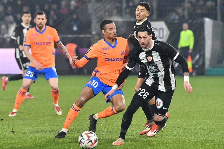 L'OM reçoit Angers pour se rattraper après la défaite à Lens. L'OM reçoit Angers pour se rattraper après la défaite à Lens.