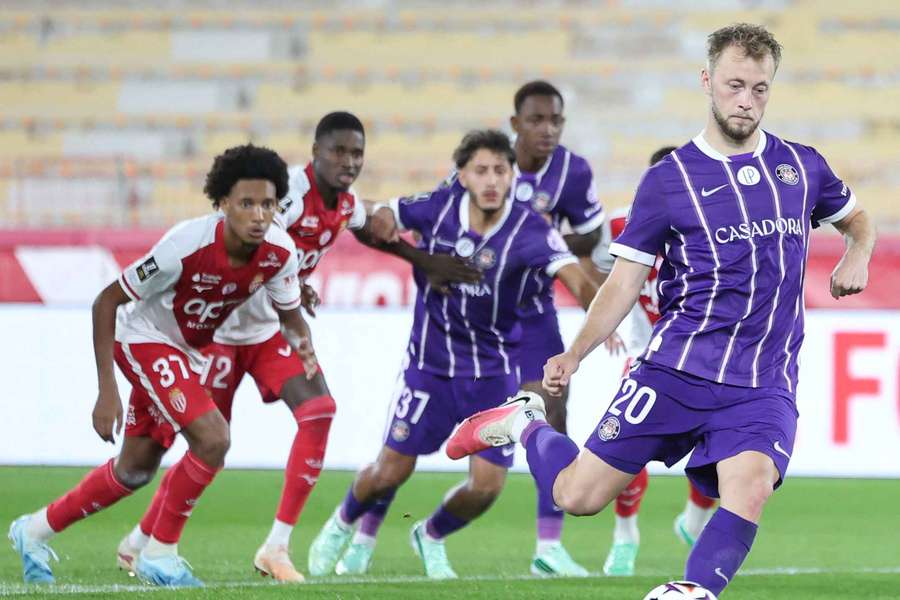 Monaco accroché par Toulouse mais toujours leader de Ligue 1 Monaco accroché par Toulouse mais toujours leader de Ligue 1
