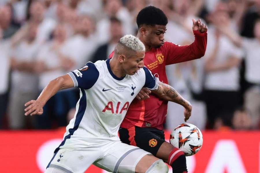 Tottenham venceu United na final da Liga Europa em maio Tottenham venceu United na final da Liga Europa em maio