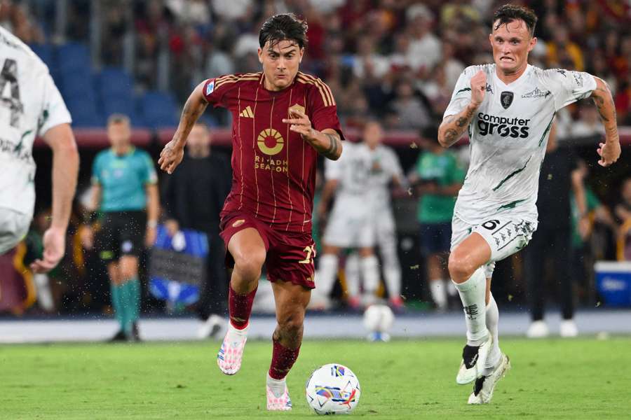 Dybala avec la Roma.