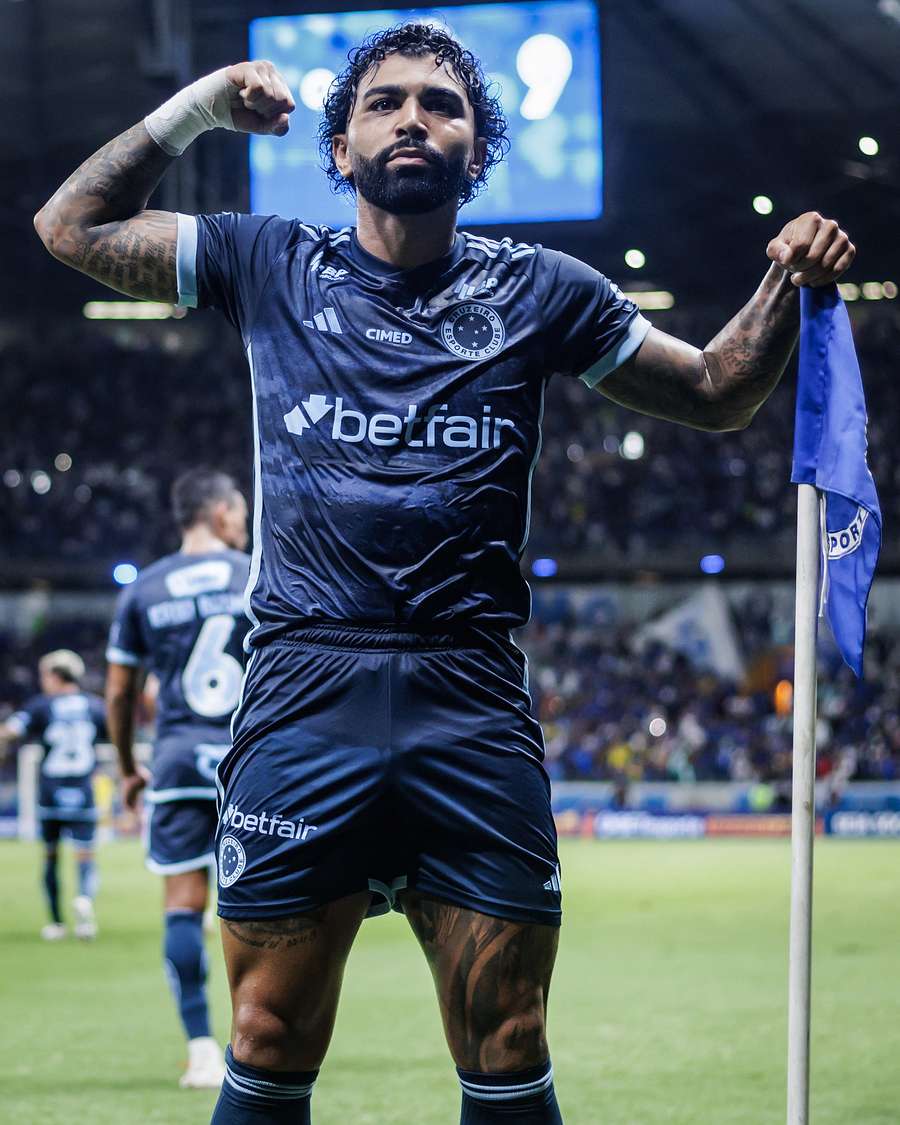 Gabigol fez o gol da virada do Cruzeiro sobre o Uberlândia