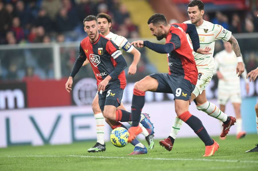 Serie B, colpo di Coda nel finale: Genoa al secondo posto