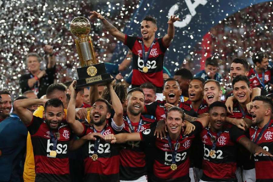 Flamengo tem retrospecto positivo em finais no Maracanã