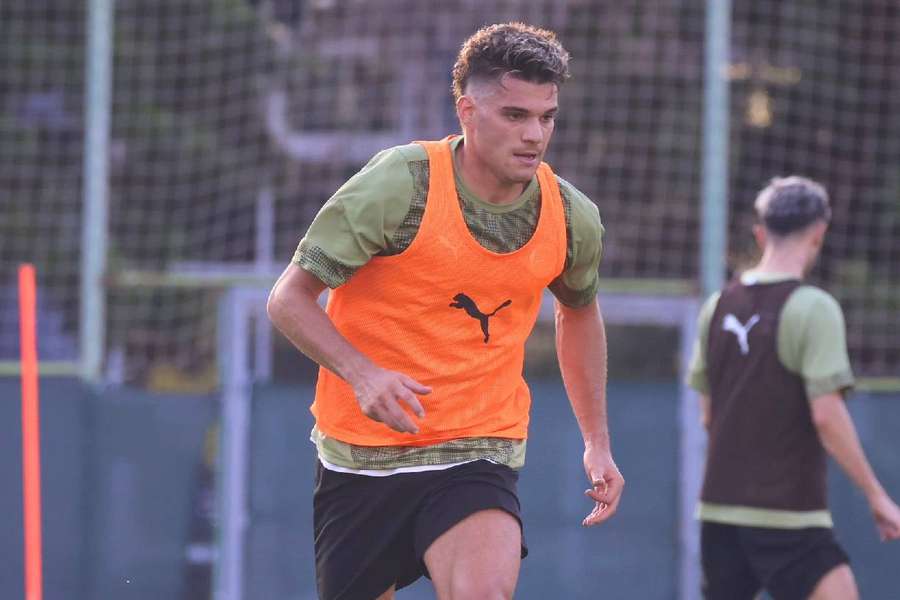 Ianis Hagi la antrenament Ianis Hagi la antrenament