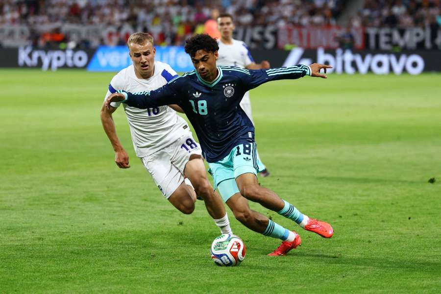Der Wechsel von Nationalspieler Brown zum FC Bayern steht offenbar kurz vor dem Abschluss Der Wechsel von Nationalspieler Brown zum FC Bayern steht offenbar kurz vor dem Abschluss