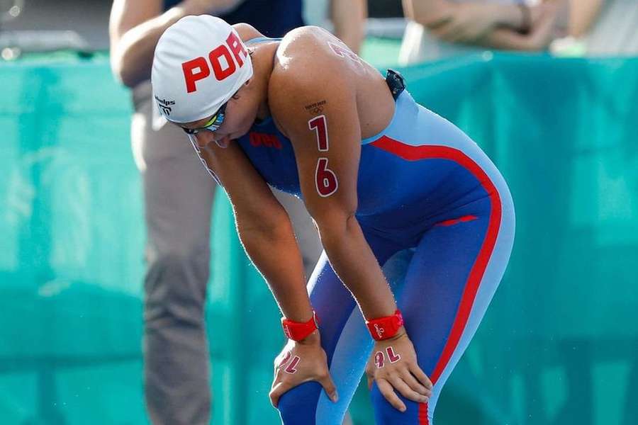 Angélica André venceu a medalha de bronze nos 10 quilómetros de águas abertas dos Mundiais de natação, em Doha