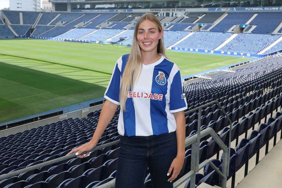 Alex Kerr assinou pelo FC Porto