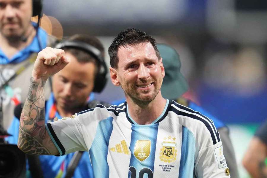 Messi v slzách po obratu nad Egyptem