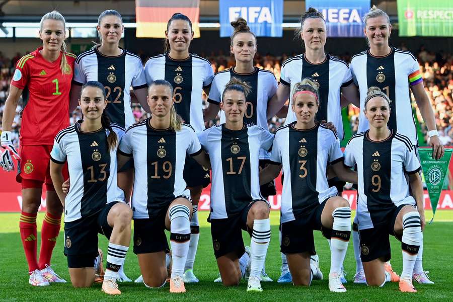 Matthäus: Das DFB-Frauen haben mit der Finalteilnahme bei der jüngsten EM in England "ein Ausrufezeichen gesetzt"