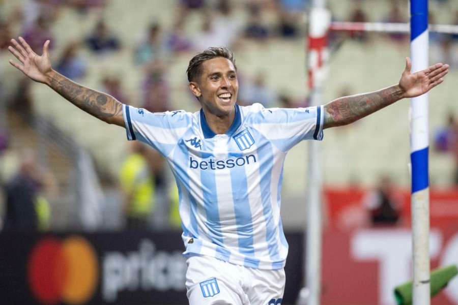 Alemendra marcou o segundo do Racing contra o Fortaleza