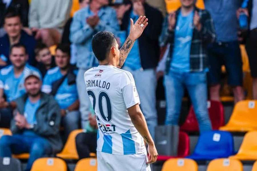 Přestupy ONLINE: Sparta je blízko podpisu křídelníka, Artis zlákal ze Slávie útočníka Toulu Přestupy ONLINE: Sparta je blízko podpisu křídelníka, Artis zlákal ze Slávie útočníka Toulu