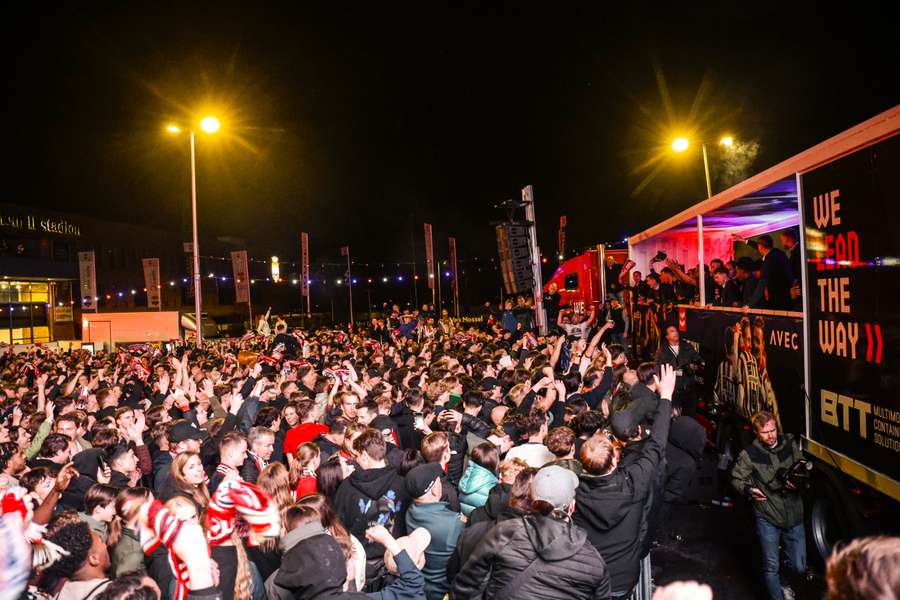 In Tilburg barstte een groot feest uit na het behalen van de promotie