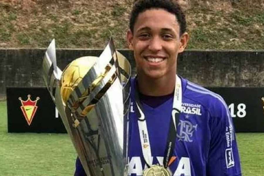 Christian Emério foi uma das 10 vítimas de incêndio no Ninho do Urubu 