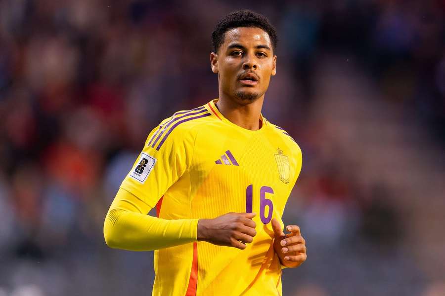 Spurs have joined a host of clubs chasing De Winter