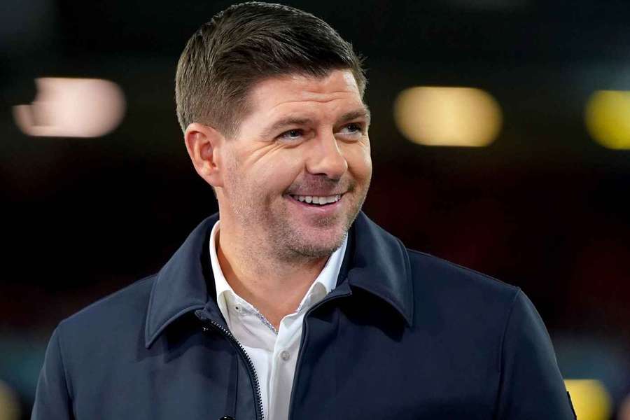 Gerrard durou 18 meses no Al-Ettifaq