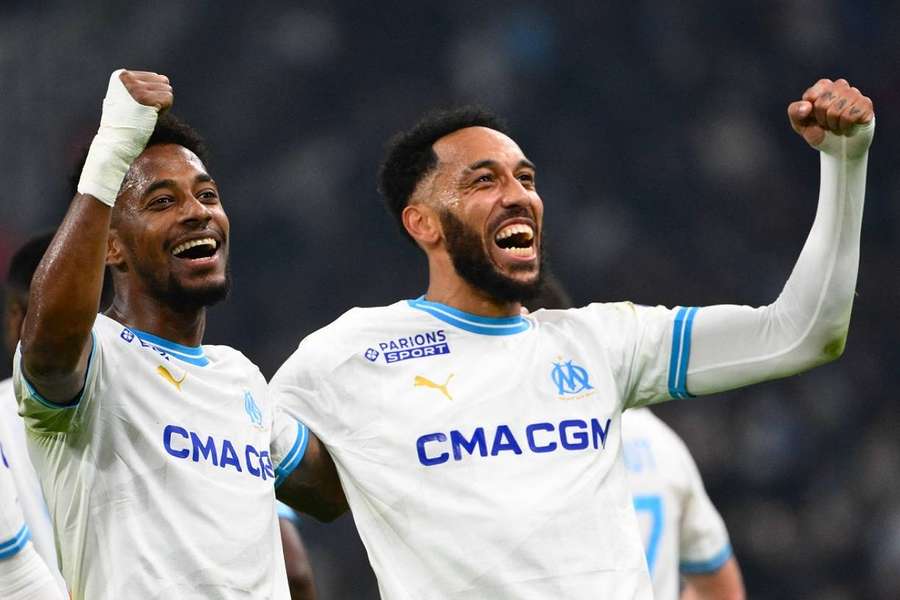 Murillo et Aubameyang heureux après l'ouverture du score. 