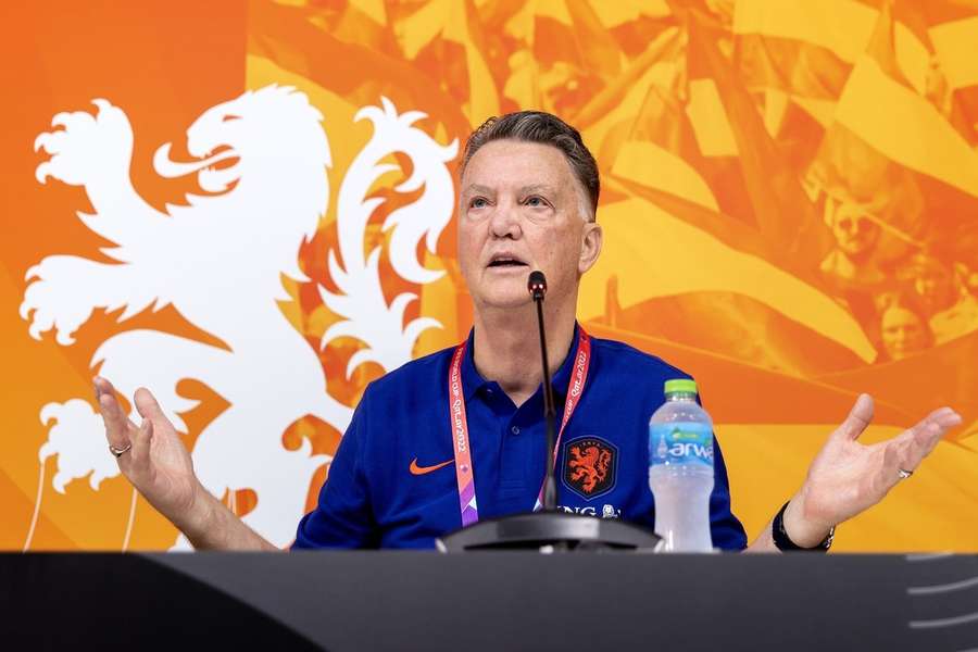 Louis Van Gaal op de persconferentie