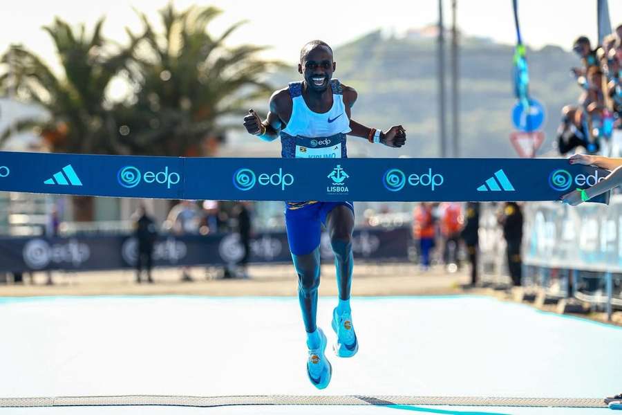 Jacob Kiplimo bateu recorde mundial