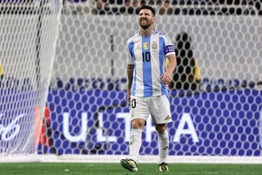Lionel Messi kunne ikke omsætte fra pletten i straffesparkskonkurrence natten til fredag.