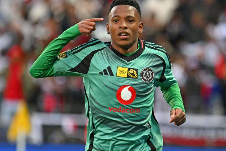 Relebohile Mofokeng, avançado de 20 anos do Orlando Pirates