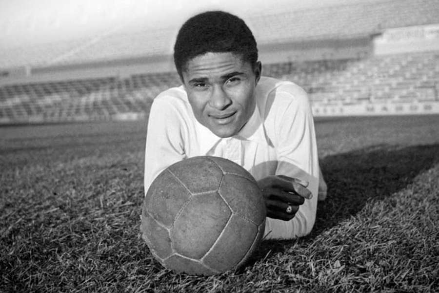 Eusébio starb am 5. Januar 2014 an Herzversagen