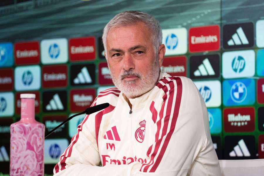 Mourinho: It's unfair to compare Real Madrid to Barcelona Mourinho: It's unfair to compare Real Madrid to Barcelona