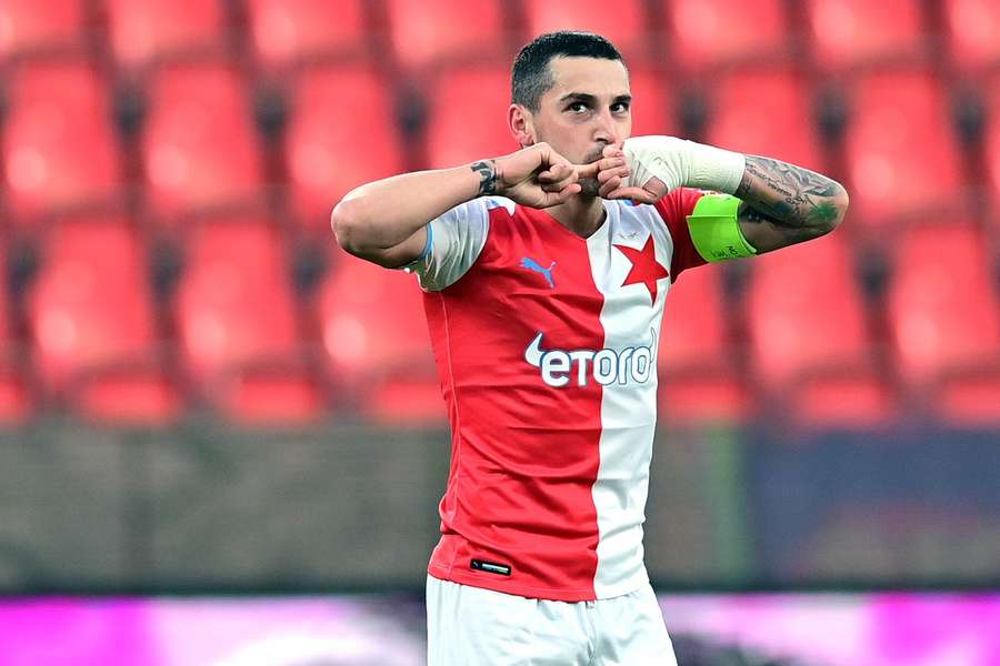 De când a plecat de la FCSB, Nicolae Stanciu (29 ani) a evoluat pentru Anderlecht, Sparta Praga, Al Ahli, Slavia Praga și Wuhan Three Towns.