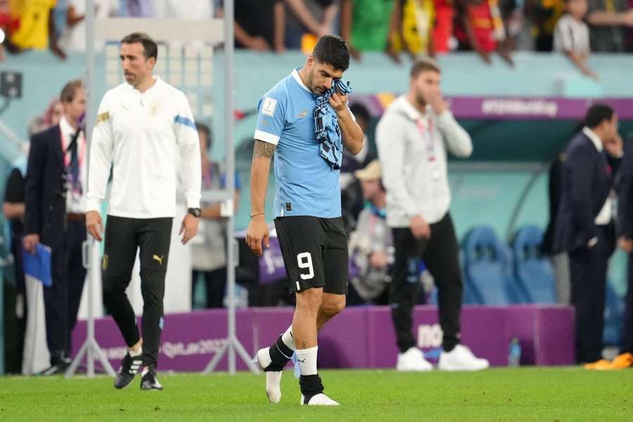 Suarez nu a reusit calificarea in optimit cu Uruguay