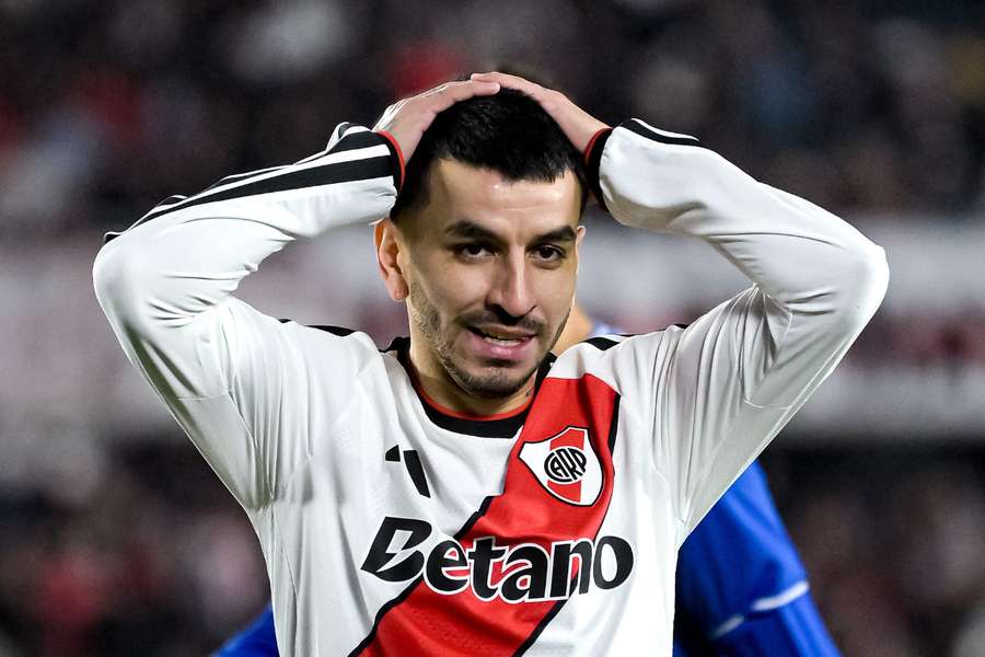 River vai à Sula pressionado pela torcida River vai à Sula pressionado pela torcida