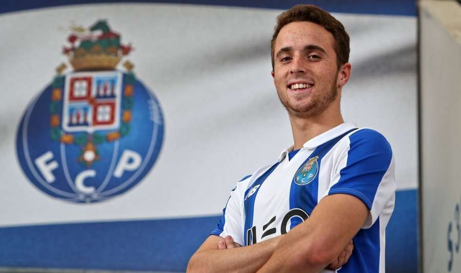 Jota signs for FC Porto