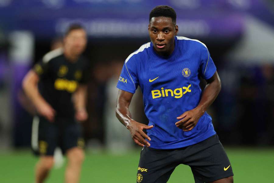 Chelsea put Dario Essugo on loan list Chelsea put Dario Essugo on loan list