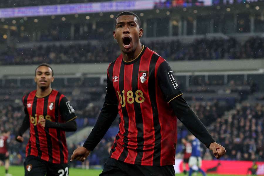 Iraola delighted with Rayan's show of character for Bournemouth win at Everton
