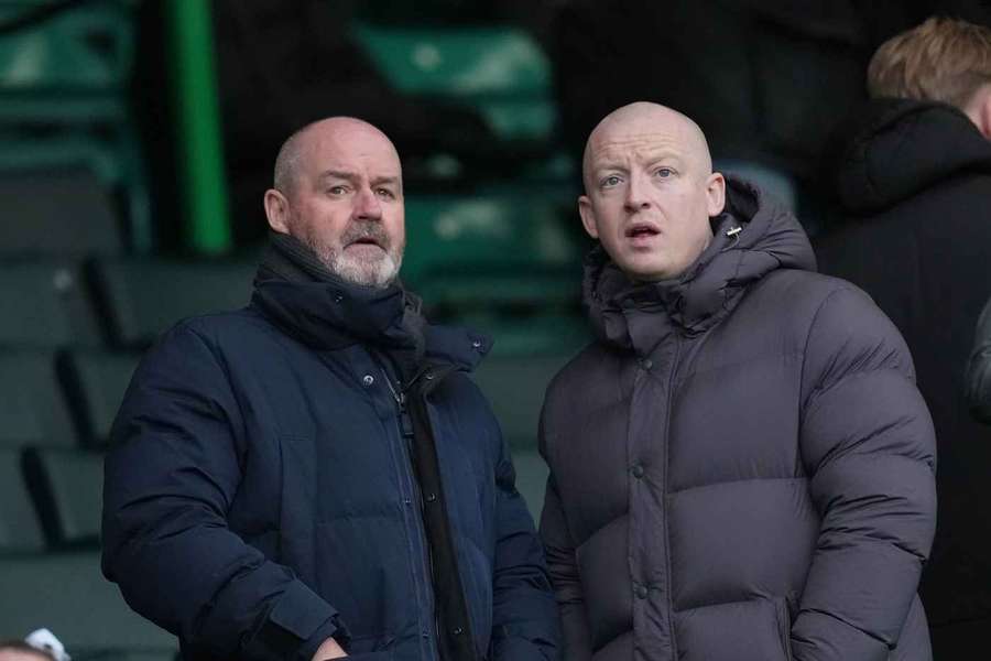 Dalglish warns SFA: Silly not to offer Clarke new deal