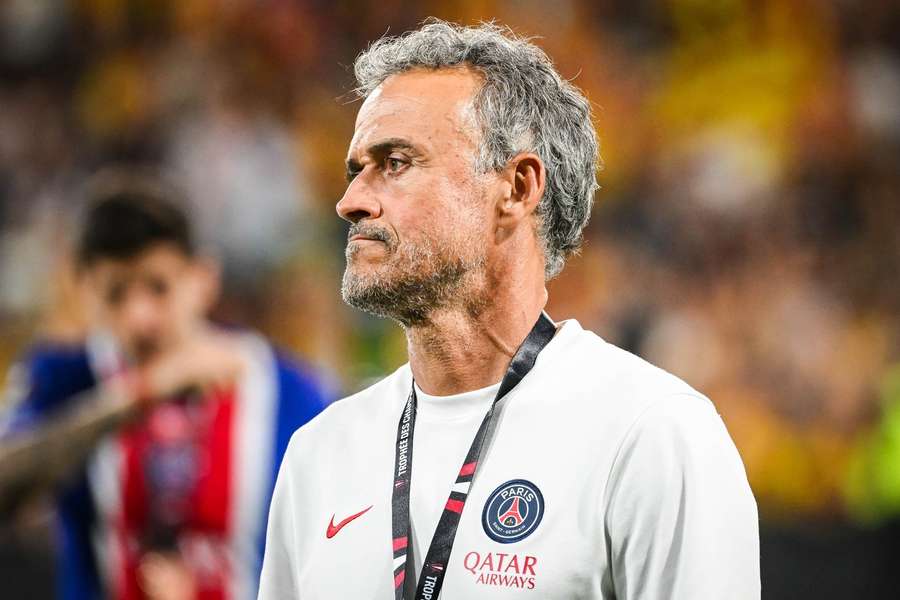 Luis Enrique muss mit Paris ausweichen. Luis Enrique muss mit Paris ausweichen.