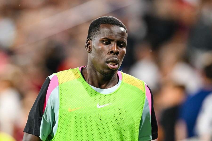 Former Chelsea and West Ham defender Zouma closes in on new club