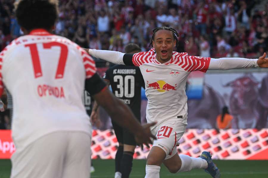 Xavi Simmons festeja pelo RB Leipzig