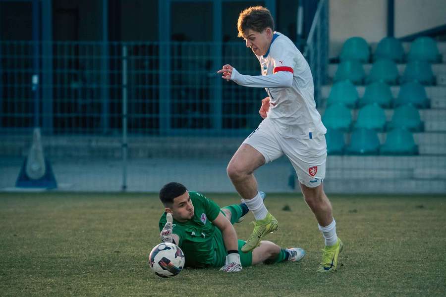 Daniel Rus v zápase s Lucemburskem. Daniel Rus v zápase s Lucemburskem.