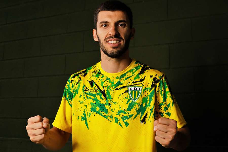 Luisinho junta-se ao Tondela