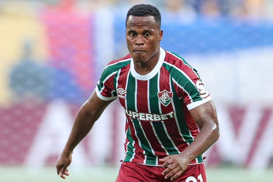 Jhon Arias pode trocar Fluminense por Wolverhampton