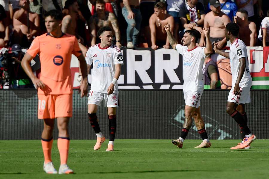 Sevilla celebrate goal 