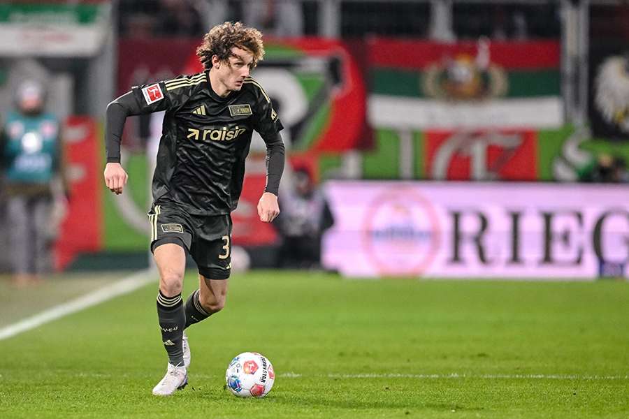 Alex Král má namířeno do Panathinaikosu. Alex Král má namířeno do Panathinaikosu.