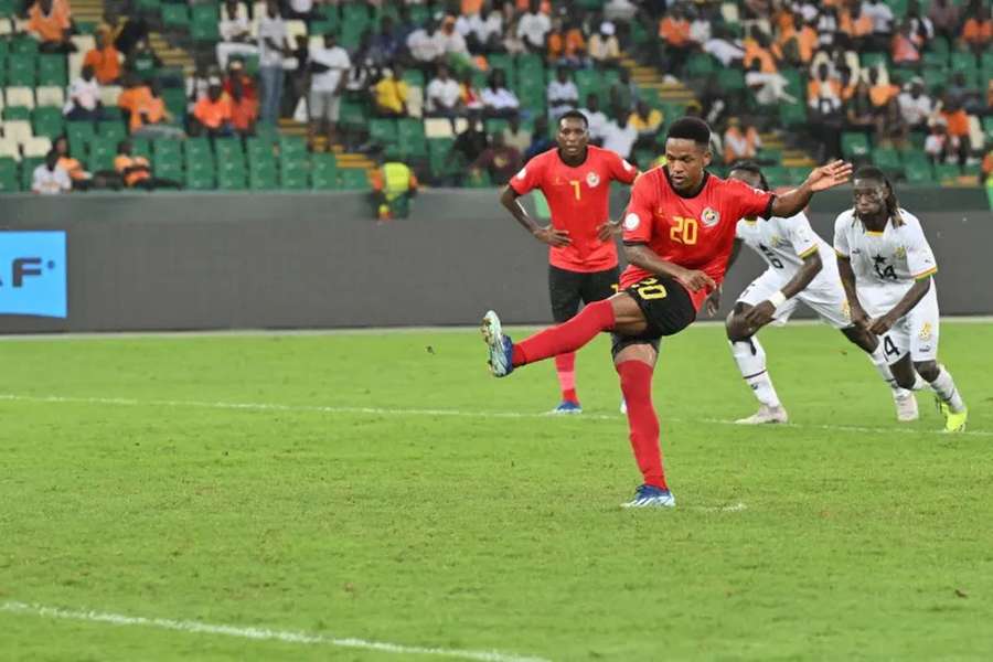 Geny Catamo faz parte dos convocados de Moçambique Geny Catamo faz parte dos convocados de Moçambique