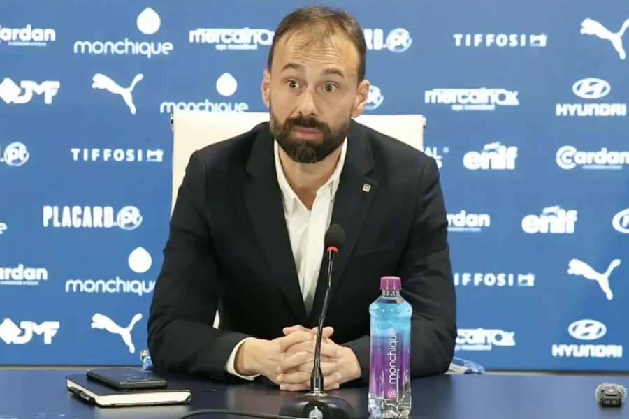 Hugo Oliveira, treinador do Famalicão
