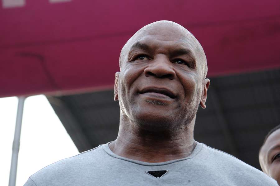 Mike Tyson confirmó las reglas de su combate contra Mayweather